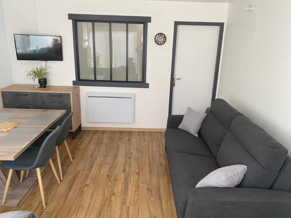 Joli T2 Dans Une Maison De Village 沙托鲁 外观 照片
